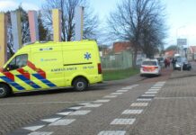 Scooterrijdster lichtgewond bij aanrijding