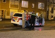 Autobestuurster naar het politiebureau na aanrijding op Badhuisstraat