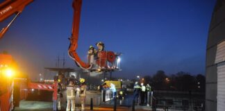 Hulpdiensten rukken uit voor melding persoon te water