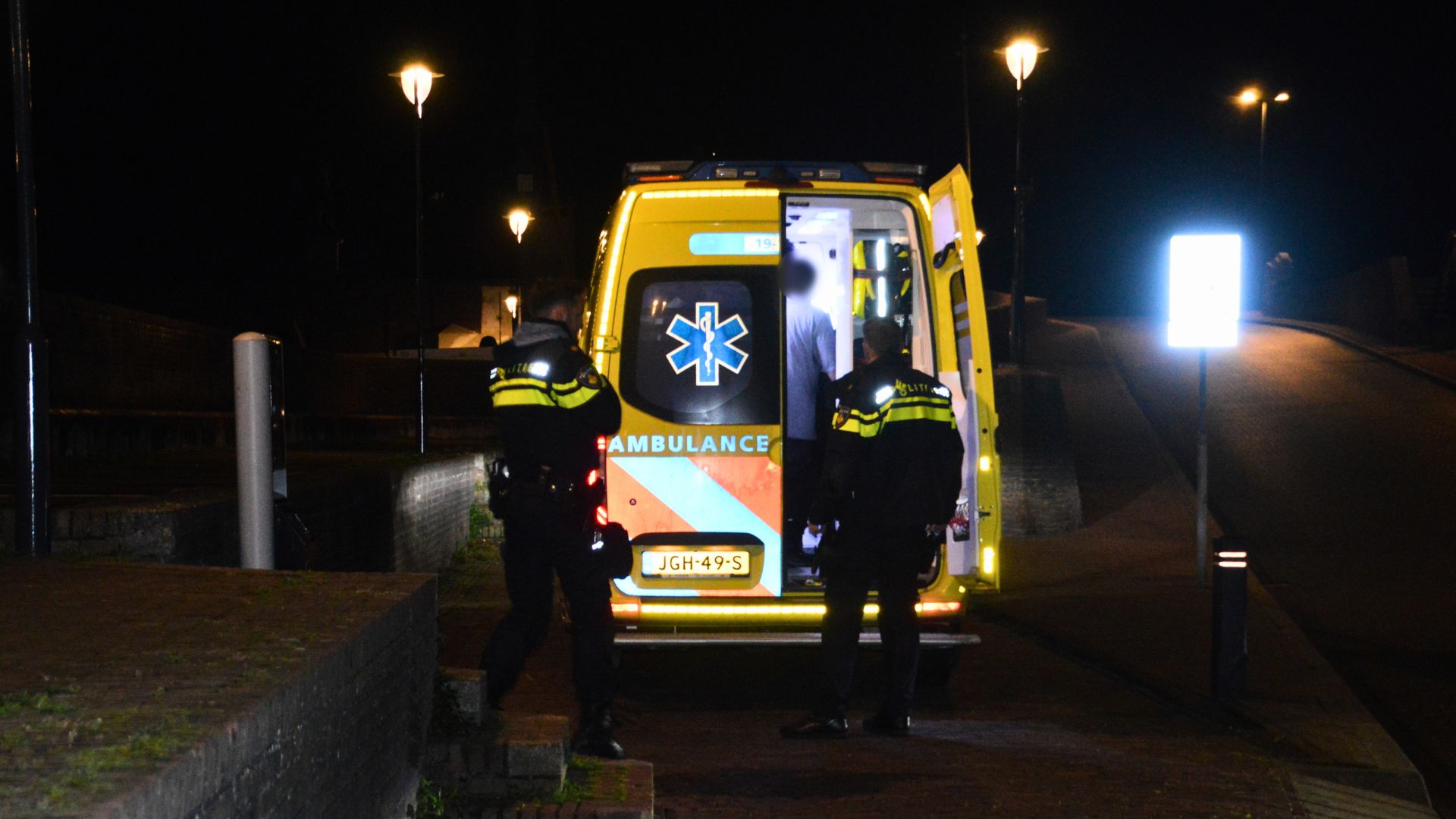 Man te water Koopmanshaven Vlissingen_1