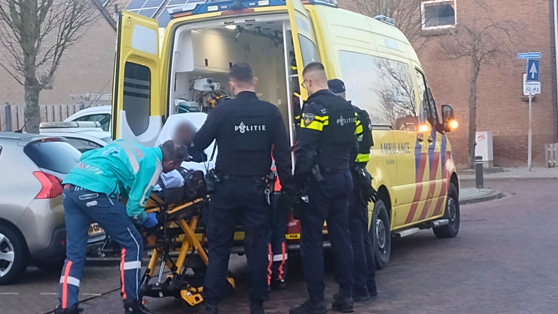 Politie vindt pistool in woning en tasert verdachte na achtervolging